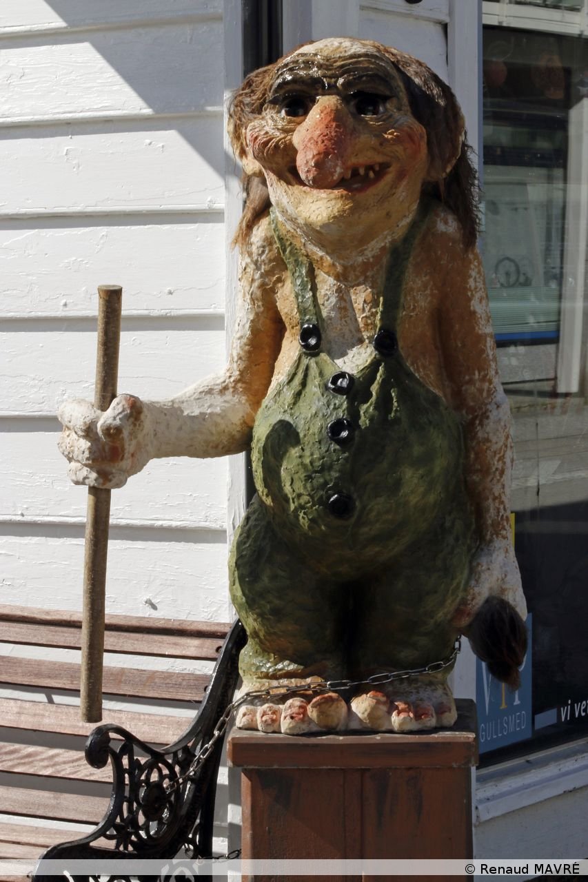 058 20231211 Un troll à Nordfjordeid