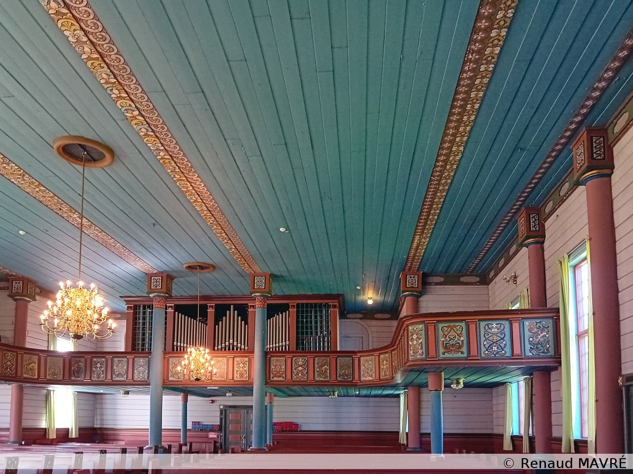 060 20231211 Dans l'église de Nordfjordeid