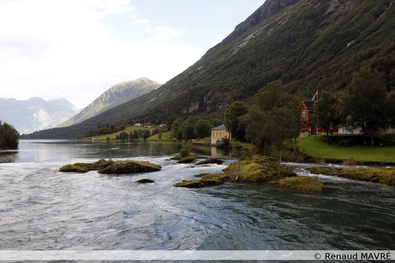 076 20231212 Sur la route de Stryn