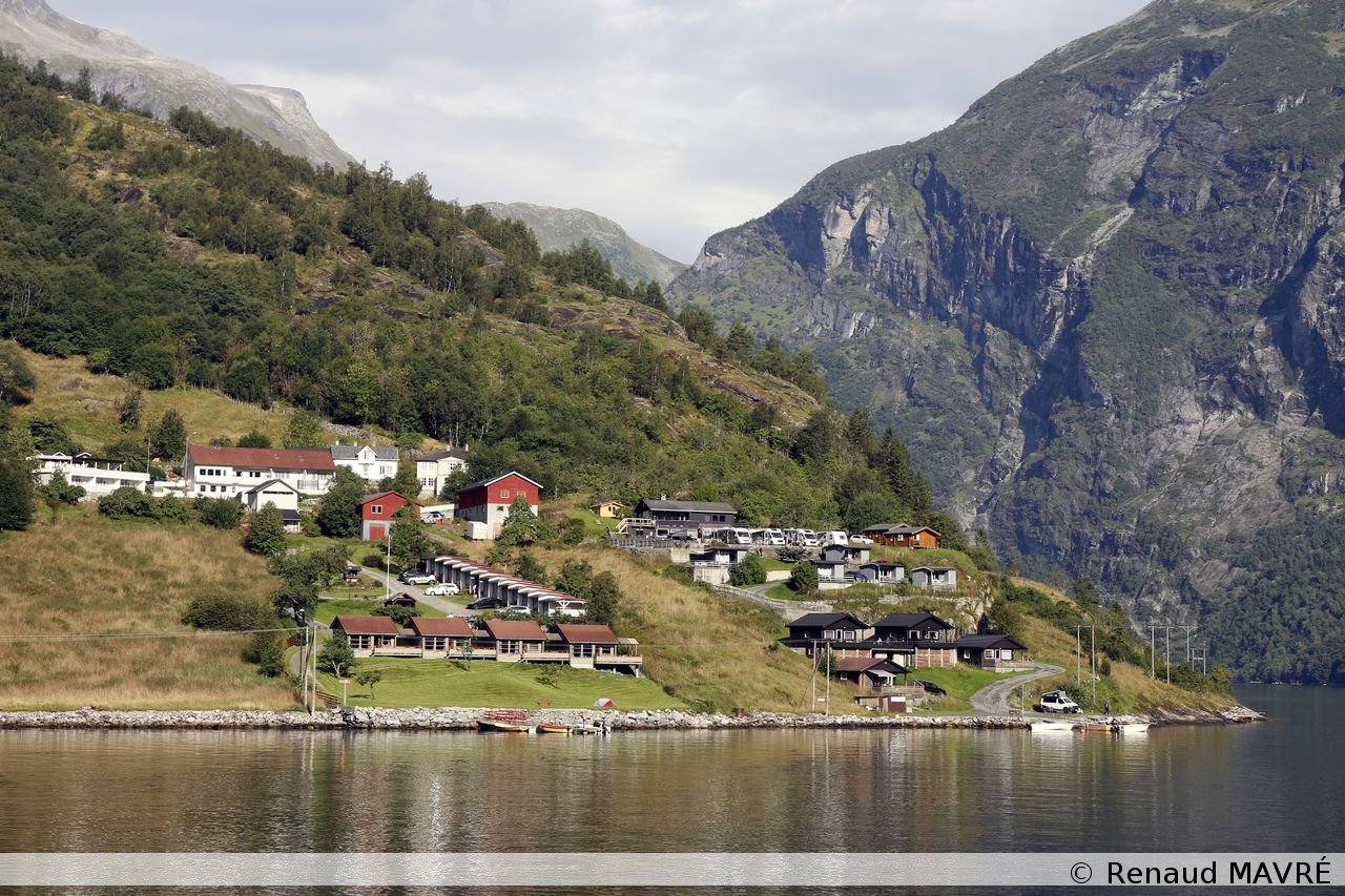 093 20230813 Devant Geiranger