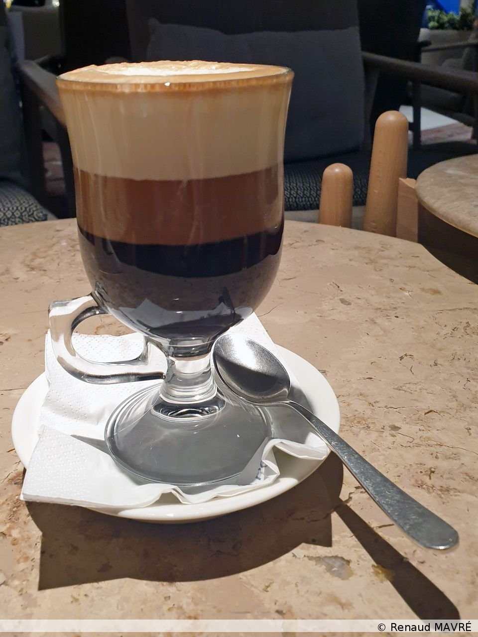 124 20230814 Irish coffee offert au bar